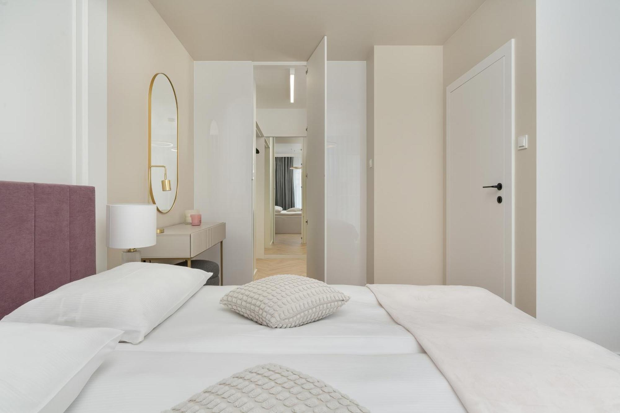 Elegancki Apartament Z Parkingiem Blisko Starego Miasta By Noclegi Renters Wrocław Buitenkant foto
